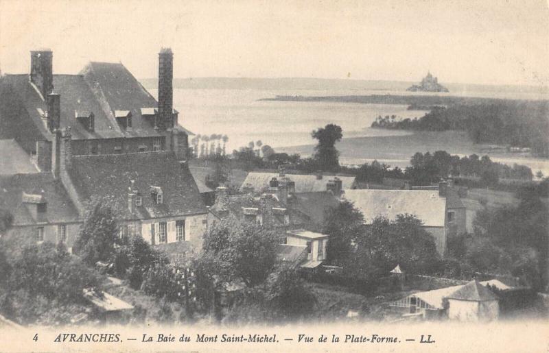 Carte postale ancienne Avranches - La Baie Du Mont Saint Michel - Vue De La Plate Forme à Avranches
