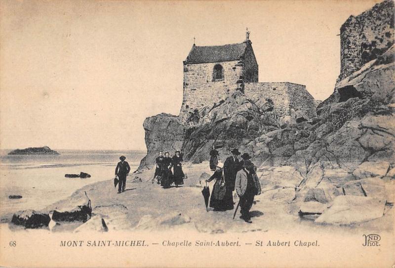 Carte postale ancienne Mont Saint Michel - Chapelle Saint Aubert