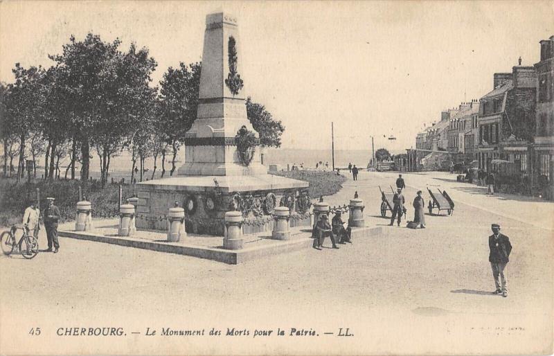 Carte postale ancienne Cherbourg - Monument Des Morts Pour La Patrie