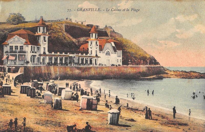 Carte postale ancienne Granville - Le Casino Et La Plage à Granville