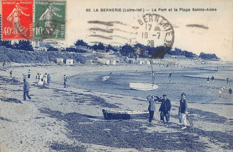 Carte postale ancienne La Bernerie - Le Port Et La Plage Sainte Annee