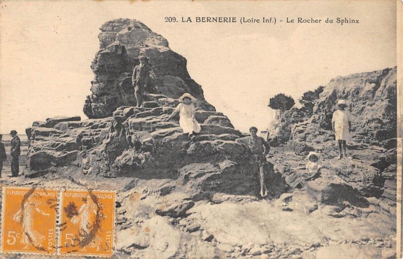 Carte postale ancienne La Bernerie - Le Rocher Du Sphinx