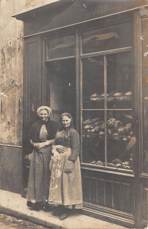 Carte postale ancienne Carte Photo - Boulangerie - Certainement Cases De Pene - Catalanes Devant