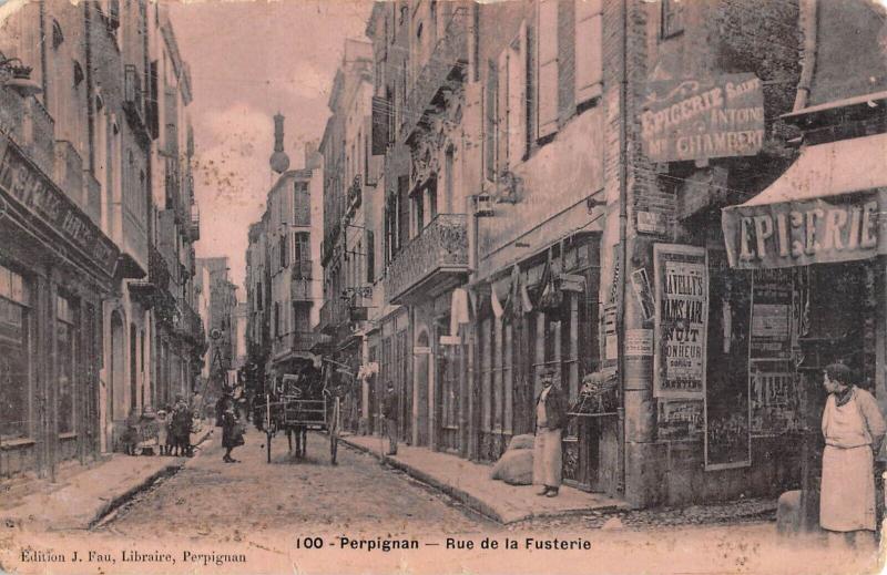 Carte postale ancienne Perpignan - Rue De La Fusterie - éditeur J.fau émail - cliché rare à Perpignan