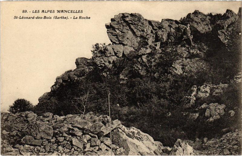 Carte postale ancienne St Leonard des Bois la Roche