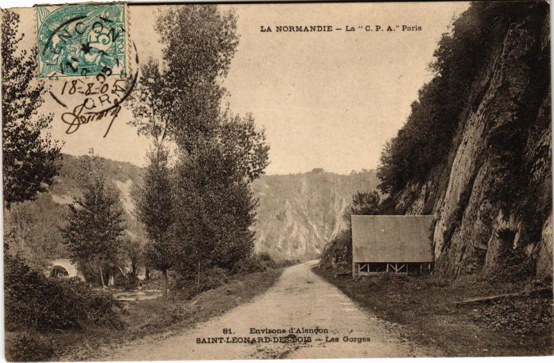 Carte postale ancienne St Leonard des Bois les Gorges