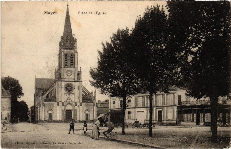 Carte postale ancienne Place de l'Eglise à Mayet