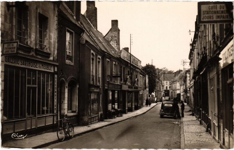 Carte postale ancienne St Calais Rue du Dauphin