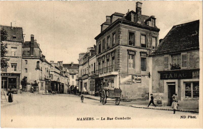 Carte postale ancienne Mamers Rue Gambetta à Mamers