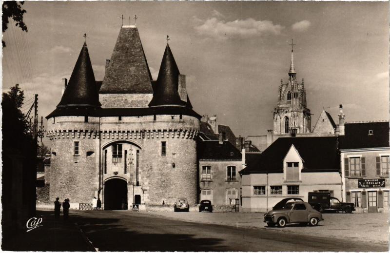Carte postale ancienne La Ferte Bernard porte de ville