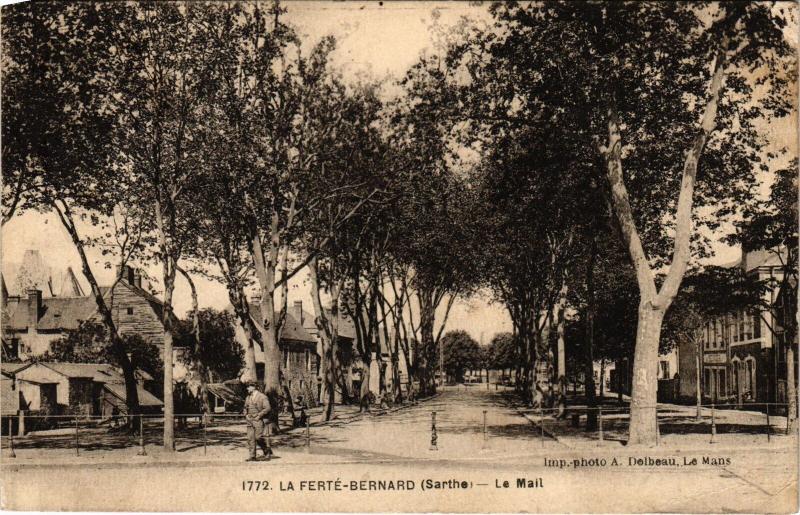 Carte postale ancienne La Ferte Bernard le Mail