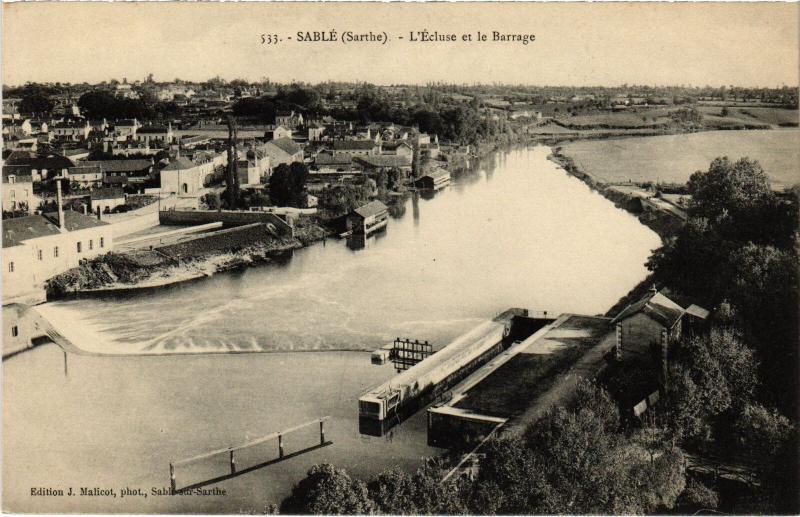 Carte postale ancienne Sable Eglise et le Barrage