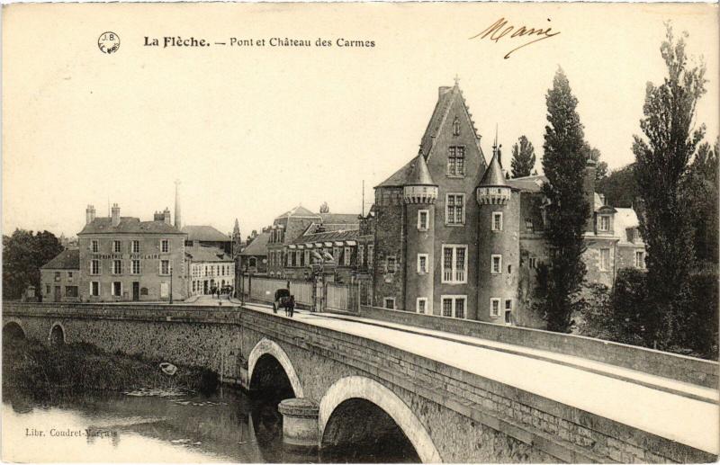 Carte postale ancienne La Fleche Chateau des Carmes