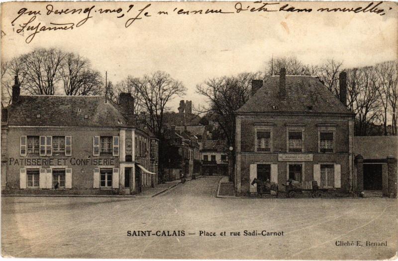 Carte postale ancienne St Calais Place et rue Sadi Carnot