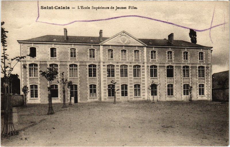 Carte postale ancienne St Calais Ecole de Jeunes Filles