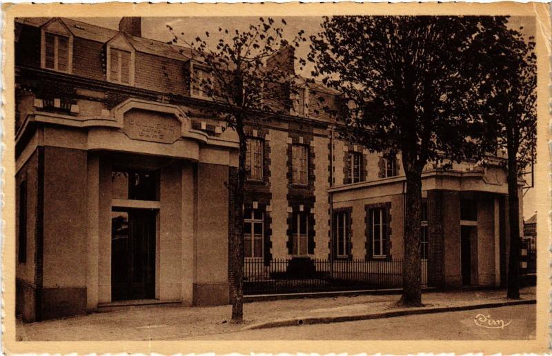 Carte postale ancienne St Calais College Notre Dame
