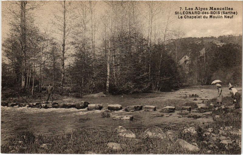 Carte postale ancienne St Leonard des Bois le Chapelet du Moulin Neuf
