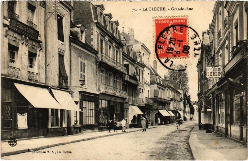 Carte postale ancienne La Fleche Grande Rue