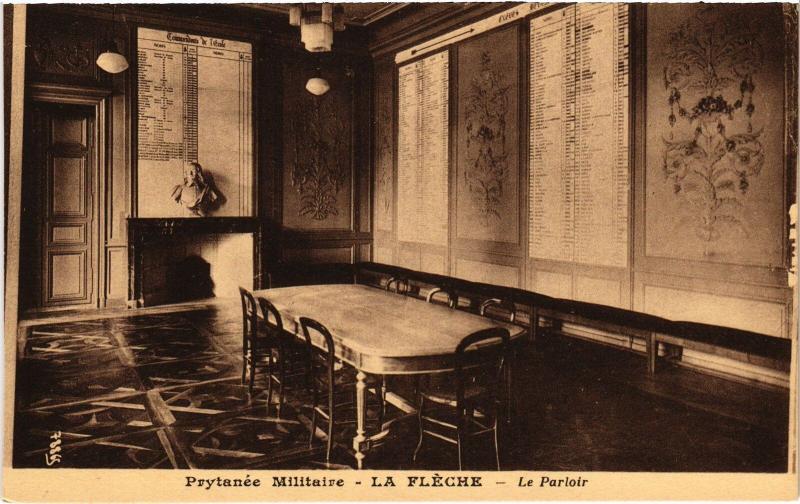 Carte postale ancienne La Fleche le Parloir