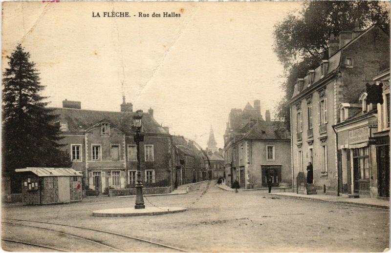 Carte postale ancienne La Fleche Hotel de Ville