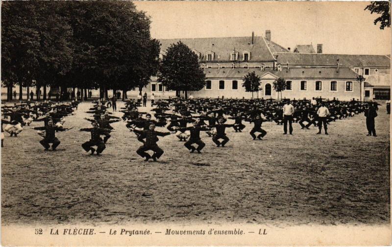 Carte postale ancienne La Fleche bords du Loir