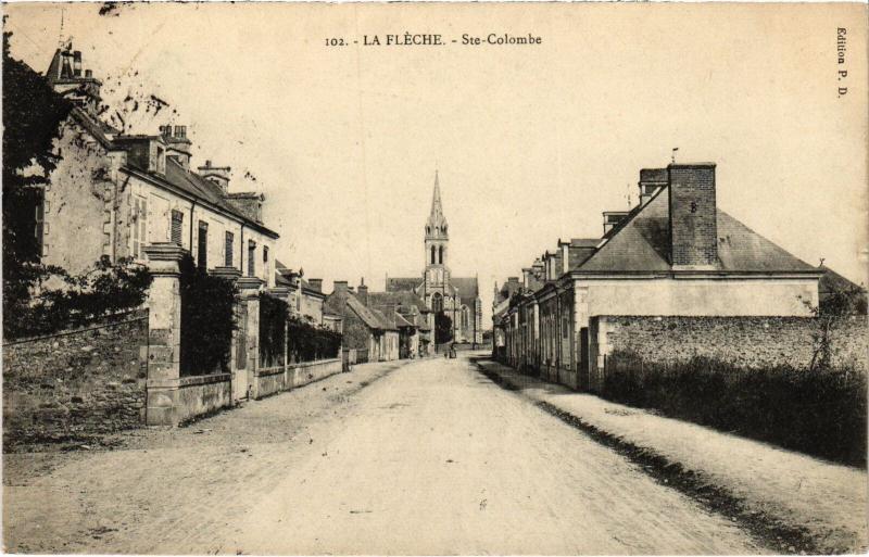 Carte postale ancienne La Fleche Place Henri Iv