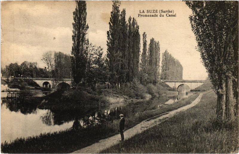 Carte postale ancienne La Suze promenade du canal