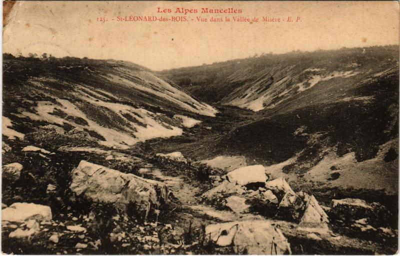 Carte postale ancienne St Leonard des Bois vue dans la Vallee de Misere