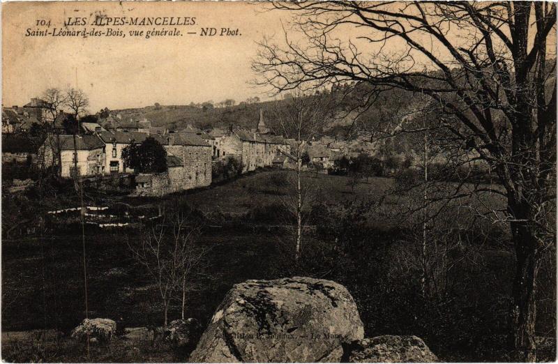 Carte postale ancienne St Leonard des Bois vue generale