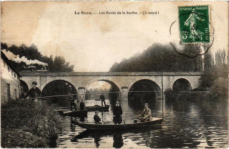 Carte postale ancienne La Suze les bords de la Sarthe