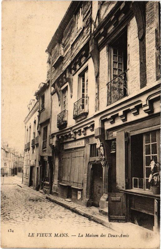 Carte postale ancienne Le Mans Maison des Deux Amis au Mans