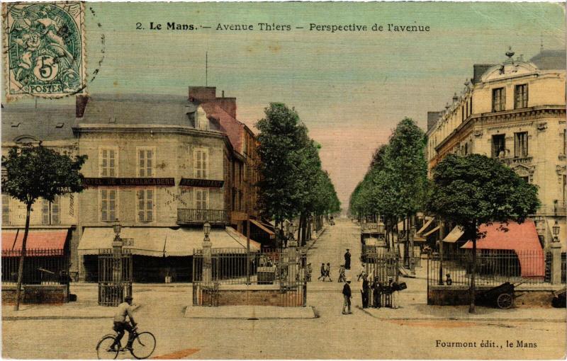 Carte postale ancienne Le Mans Avenue Thiers au Mans