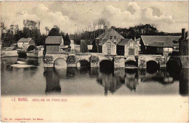 Carte postale ancienne Le Mans Moulins de Pontlieue au Mans