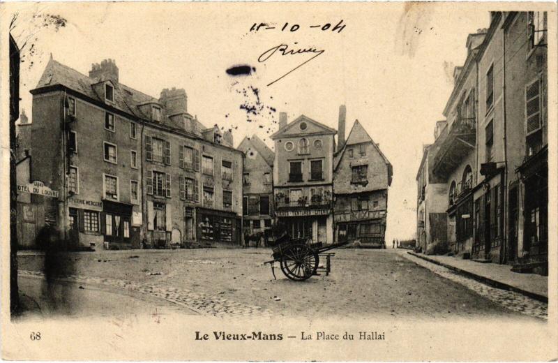 Carte postale ancienne Le Mans Place du Hallai au Mans
