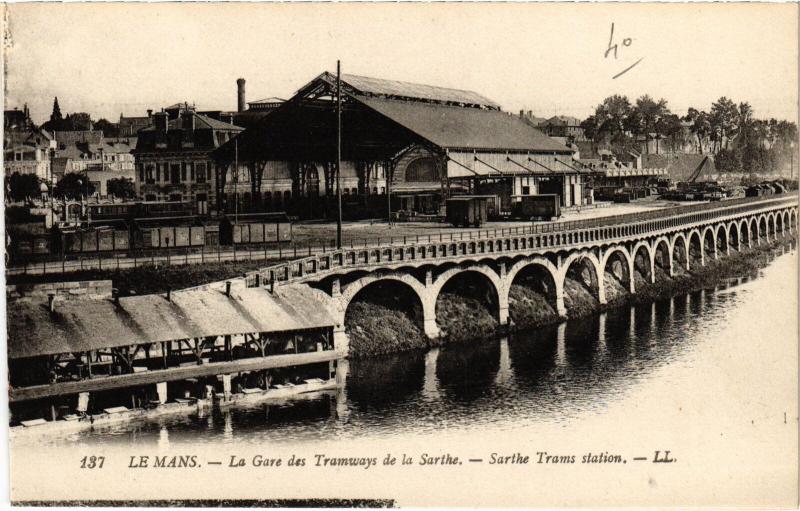 Carte postale ancienne Le Mans Gare des Trams au Mans