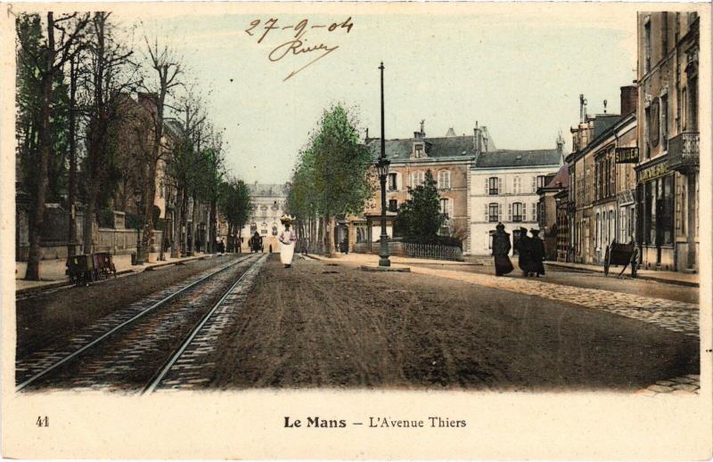Carte postale ancienne Le Mans Avenue Thiers au Mans