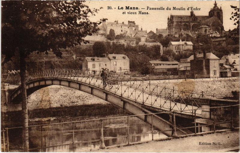 Carte postale ancienne Le Mans Passerelle du Moulin d'Enfer au Mans