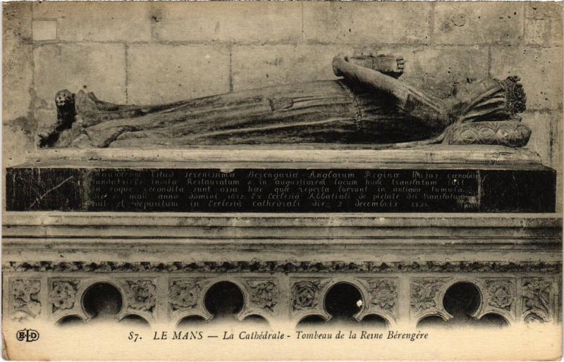 Carte postale ancienne Le Mans la Cathedrale Tombeau de la Reine Berengere au Mans
