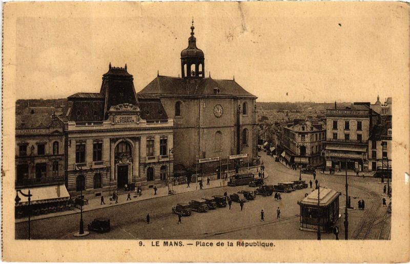 Carte postale ancienne Le Mans Place de la Republique au Mans