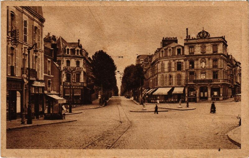 Carte postale ancienne Le Mans Place Franklin Roosevelt Avenue Thiers au Mans