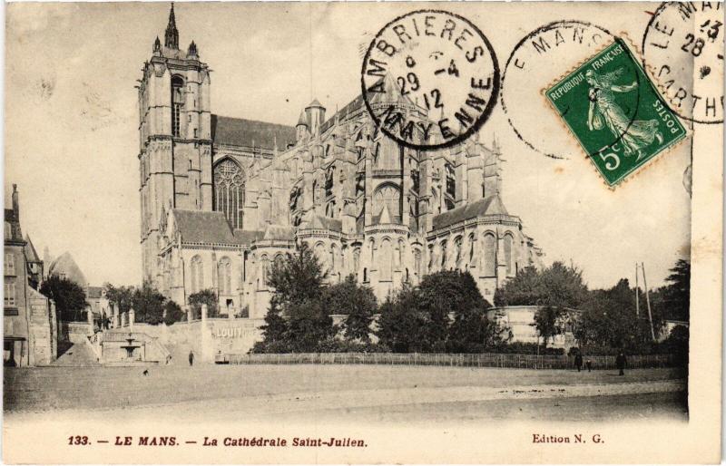 Carte postale ancienne Le Mans Cathedrale Saint-Julien au Mans