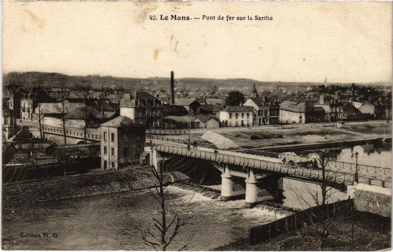 Carte postale ancienne Le Mans Pont de fer au Mans