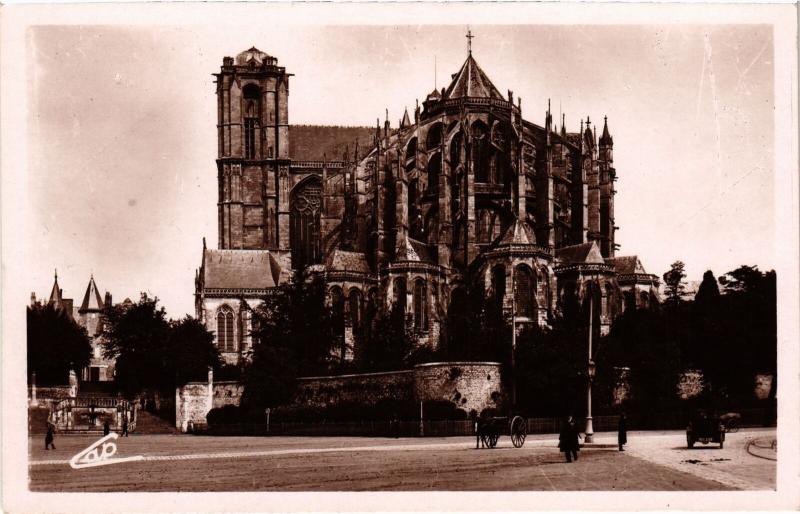 Carte postale ancienne Le Mans la Cathedrale au Mans