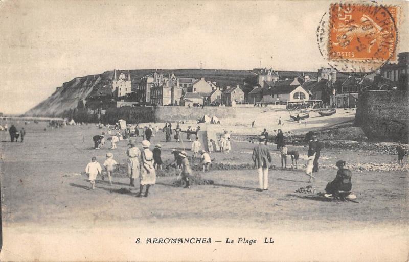 Carte postale ancienne Arromanches - La Plage