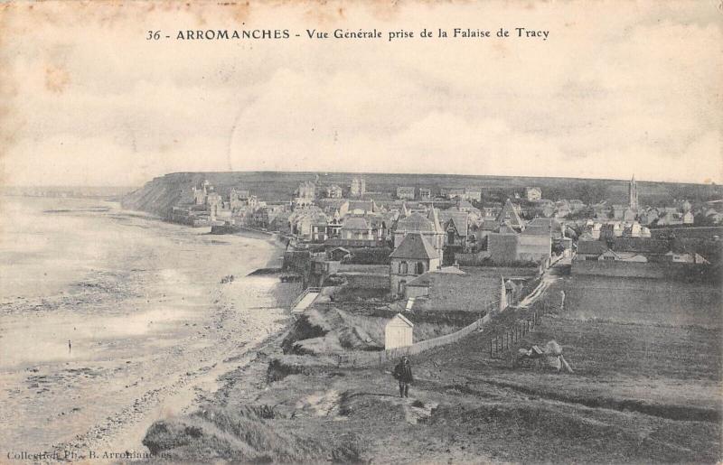 Carte postale ancienne Arromanches - Vue Generale Prise De La Falaise De Tracy à Falaise