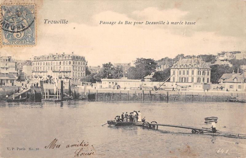 Carte postale ancienne Trouville - Passage Du Bac Pour Deauville A Maree Basse à Deauville