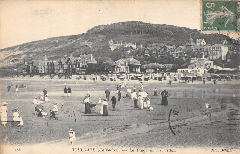 Carte postale ancienne Houlgate - La Plage Et Les Villas à Houlgate