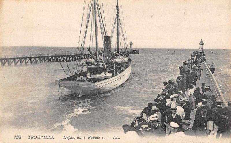 Carte postale ancienne Trouville - Depart Du Rapide