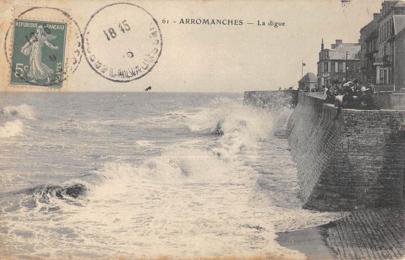 Carte postale ancienne Arromanches - La Digue