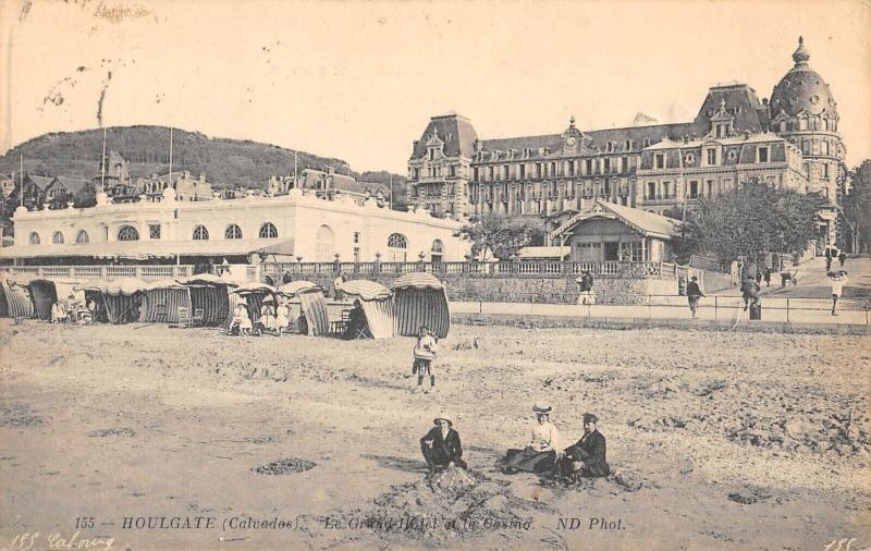 Carte postale ancienne Houlgate - Le Grand Hotel Et Le Casino à Houlgate